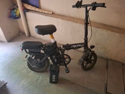 elektr velik