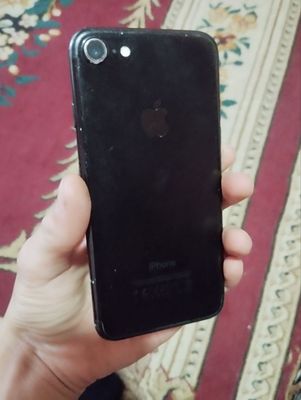 iPhone 7
