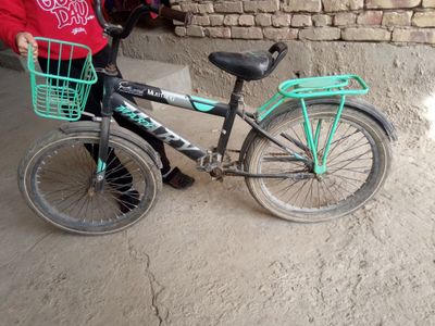 Velosiped sotiladi