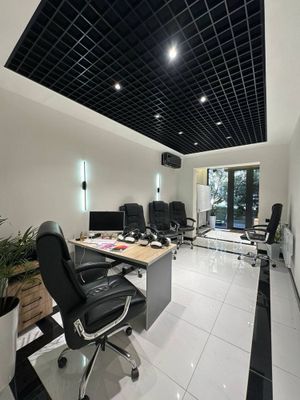 Аренда под офис Нукус кинотеатр 90м2 вдоль дороги