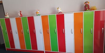 14 эшикли шкаф сотилади