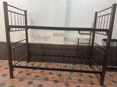 2 этажный кроват делезный