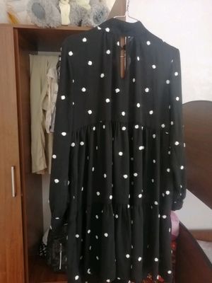 Qora kalta nafis ko'ylak