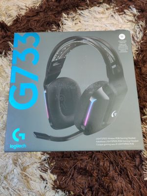 Наушники Logitech g733