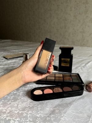 Hudabeauty 200b shortbread