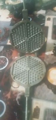 прадается вафильница