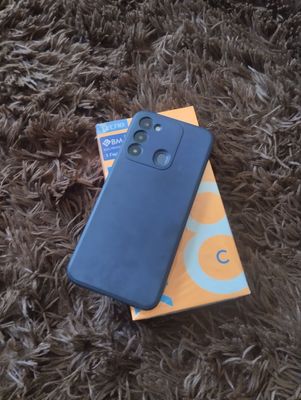sotiladi tecno spark8C 600ming