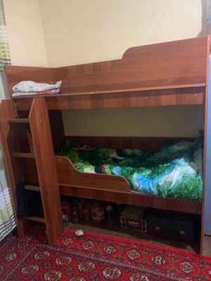 Bolalar krovati sotiladi. Holati juda yaxshi