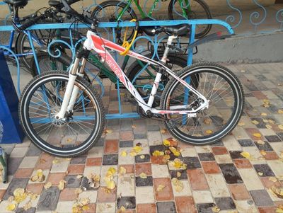 Velosiped alyumin rama juda yengil