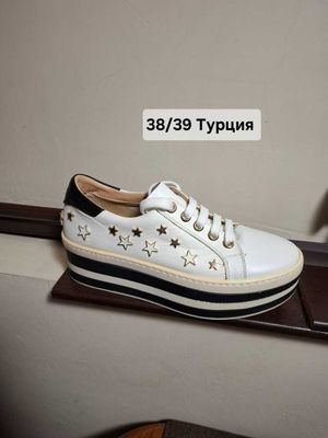 Продам женскую обувь