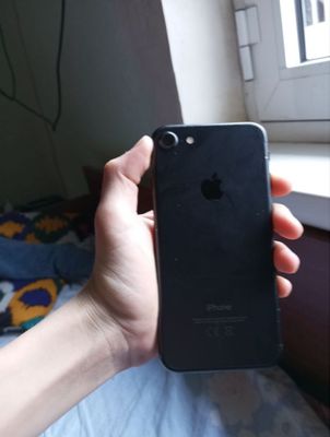 Iphone 7 srocni sotiladi obmen bor