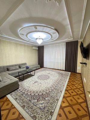 Аренда 2 комнатная 74кв² в Ташкент Сити,Чорсу,Дружба Народов,Коратош.