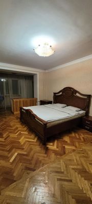 Сдаётся 2 ком.квартира метро Космонавтов