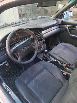 Rasxotsz audi 6 sotiladi