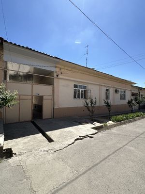 Продаётся 7.2 соток участка на Охунбобоев (27.000 за 1 соток)