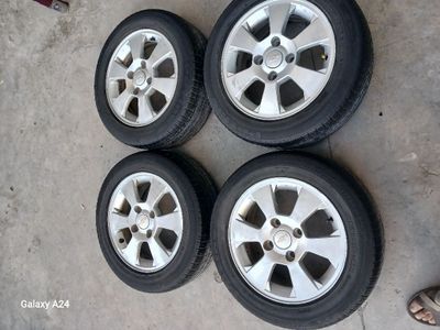 jentra saka diska arginal baloni bilan