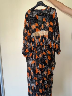 абая очень красивая