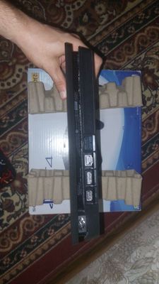 Продаётся Ps4 1 TB
