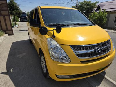 Продается Hyundai Starex 2011 года