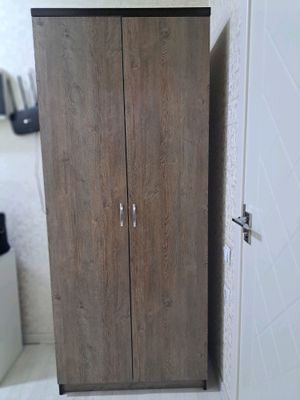 Шифоньер продается.Для прихожей ,детской,спальни