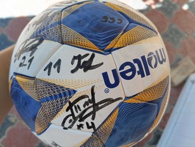 U23 Osiyo Kubogi O‘zbekiston futbolchilari imzolagan original to‘p