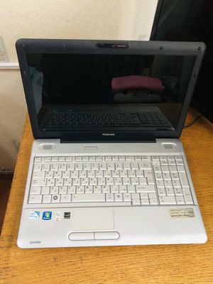 Ноутбук Toshiba в хорошем состоянии