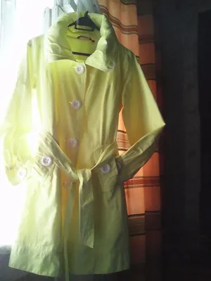 плащ для девушки продается