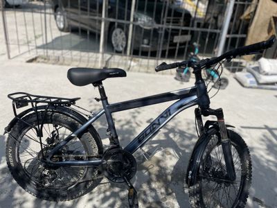 Sportivniy velosiped sotiladi detskiy
