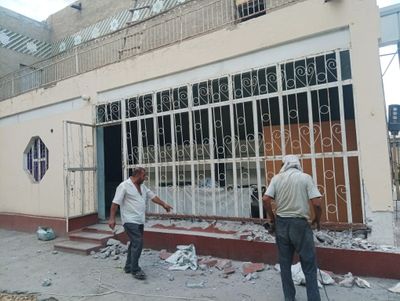 Rassiyski Temir panjara(tayyor rom) sotiladi , sifati a'lo narxi kelis
