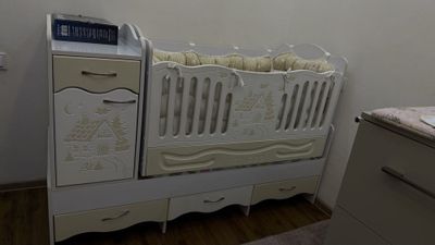 Детская кровать в орошем состоянии