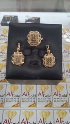 tilla komplekt
