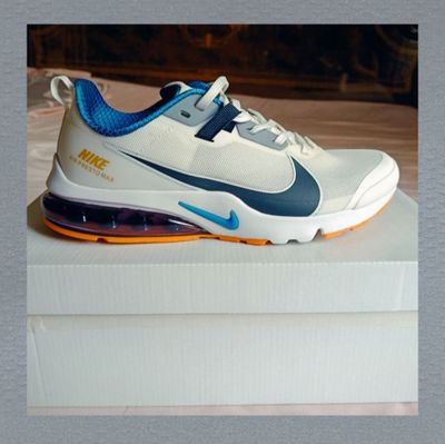 Nike krasovka Sotiladi