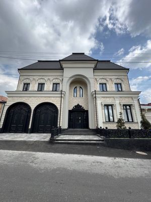 Луначарски 6Соток 750м2 6комната + Хол 8санузел Бассейн,Сауна Срочна