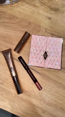 4 продукта Charlotte Tilbury всего за $150