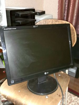 Monitor LG flatron