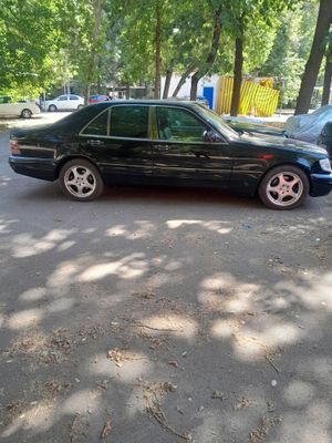 Мерседес Венс W 140 S 420 сотилади.