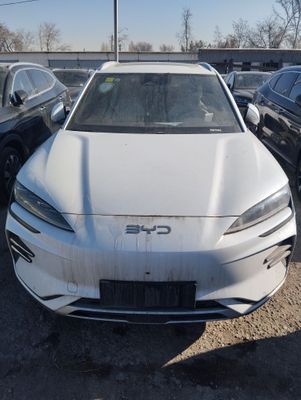 BYD Chempion 605km 2025 model oq rangli Toshkentda tayyor