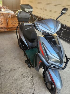 Скутер Neksus 150