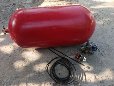 Продам газ балон метан