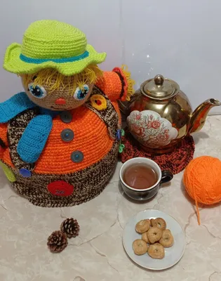 Оригинальная грелка на чайник Пугало