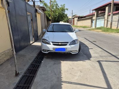 Chevrolet centra