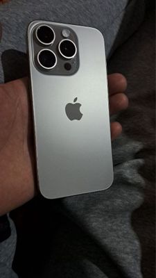 Apple iPhone 15 pro ideal