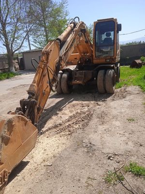 Продаётся экскаватор Хундай 1400