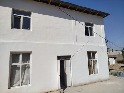 Eski sergelida xovli sotiladi zudlik bilan narxi 60 000$ kelishamiz
