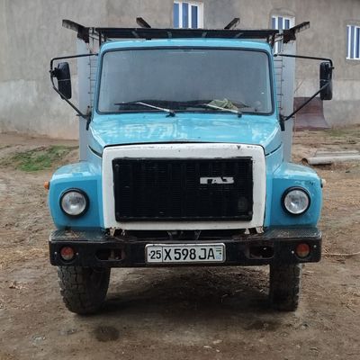 Gaz 53 sotiladi 3309