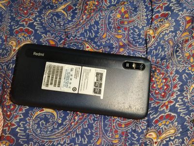 Redmi 9A telefon sotiladi 4/64 gb xotira