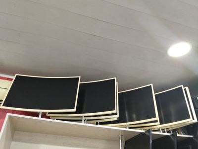 Phillips 32 monitor yaxshi holatda arzon narxda