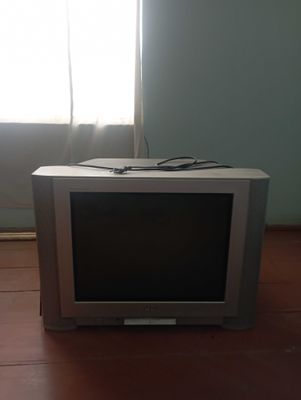 Televizor ishlashi yaxshi