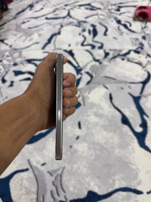 Iphone 15pro sotiladi