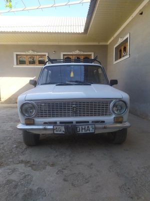 Lada 2102 universal